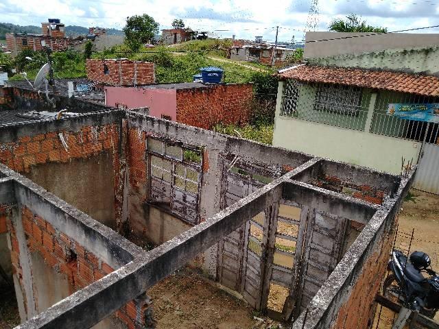 Terreno semi costruido