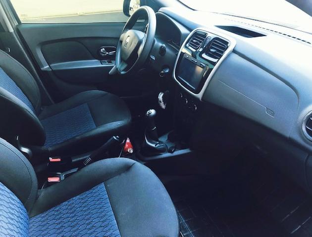 Sandero expression 1.6 2015 - Foto 5