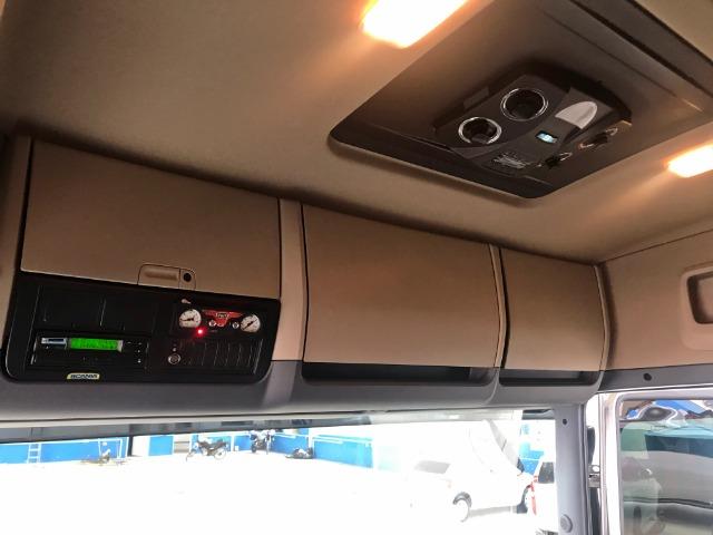 Scania R 510 6x4, 18/19, Higline Streamline, Freio Retarder - Top de Linha - Foto 11