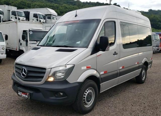 Mercedes Benz 415 CDI Sprinter - 16 Lugares