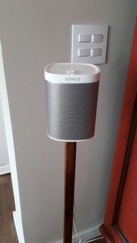 Sonos Play 1. Casal praticamente novo