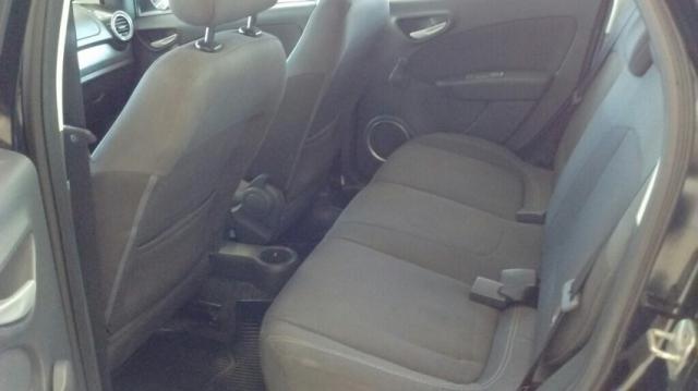 FIAT GRAND SIENA ATTRACTIVE 1.4 8V Preto 2015/2016 - Foto 13