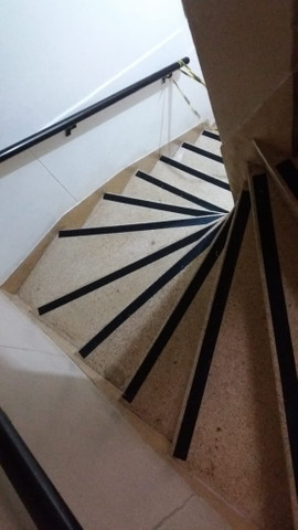 Procuro sócio com ponto comercial ou profissionais com entradas em condomínios - Foto 3