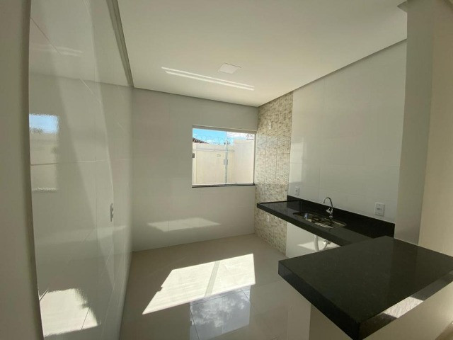 CM Oportunidade Casa no Bairro Carmelo com 2 Quartos - Foto 2