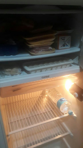 Vende-se Geladeira voltagem 110