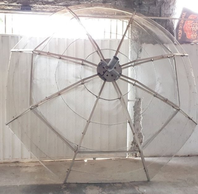 Antenas Parabólicas em perfeito estado