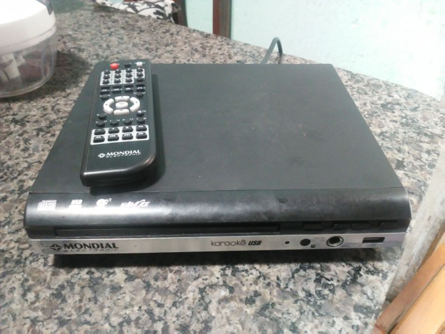 Dois dvds para retirar peças