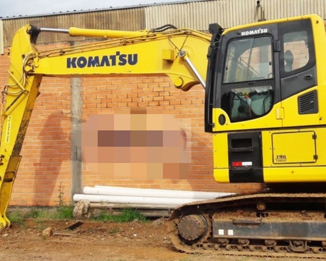 Escavadeira pc200 kamatsu - Foto 5