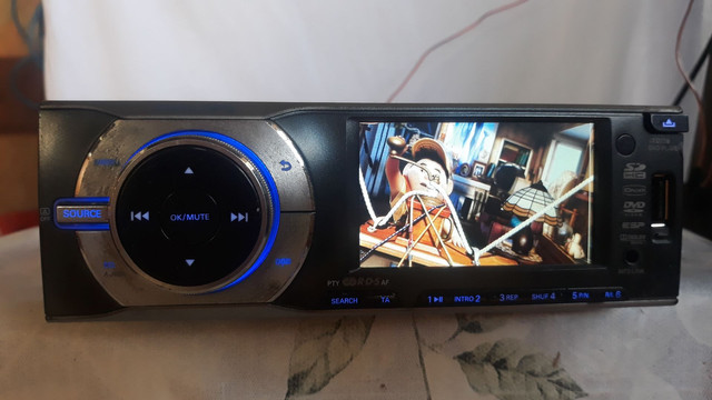 Vendo dvd de carro