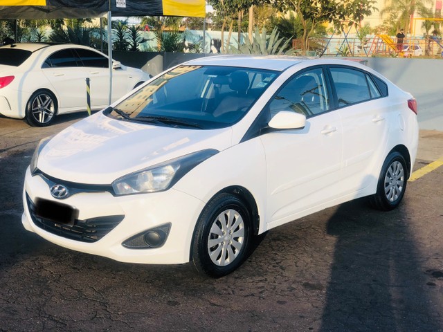 HYUNDAI HB20 SEDAN 1.6 COMPLETO ACEITO TROCA POR CARRO