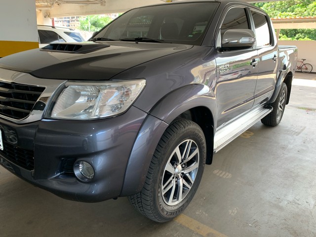 HILUX SRV AUTOMATICA 4X4 A DIESEL
