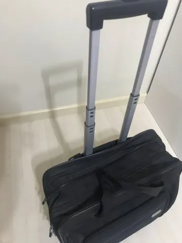 Vendo mala executiva, nylon e alumínio