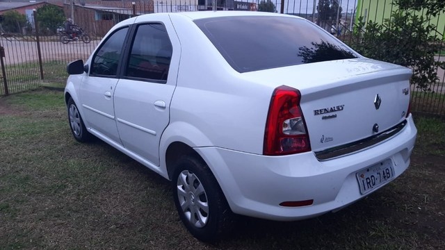 RENAULT LOGAN EXPRESSION