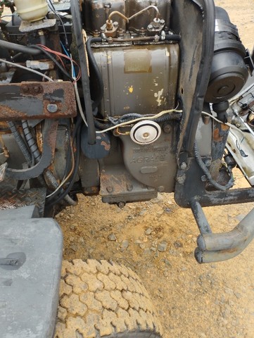 trator agrale cargo 4230.4 4x4 - Foto 6
