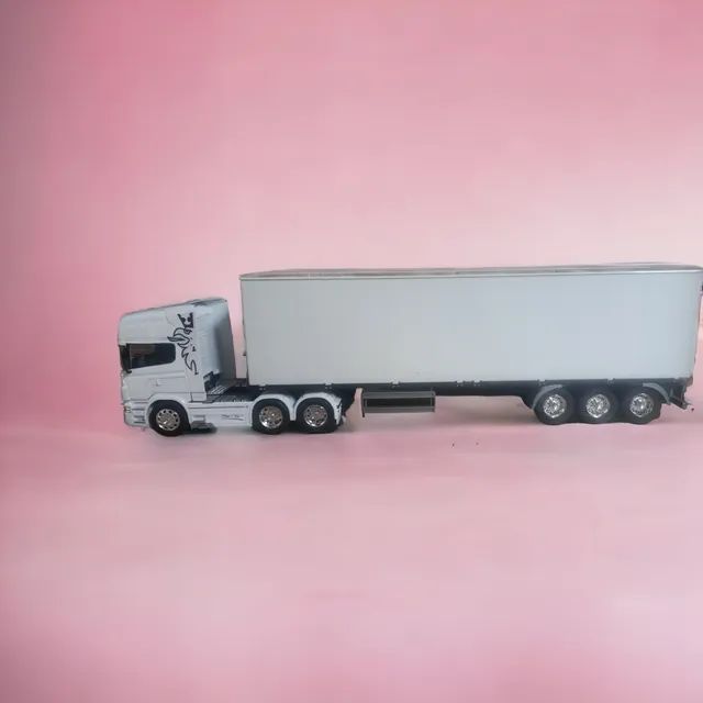 Miniaturas Scania Com Carreta Rosa Brinquedos