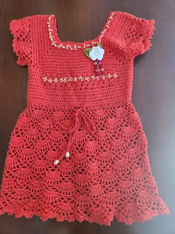 Vestido de crochê para princesas de 1 a 2 anos 