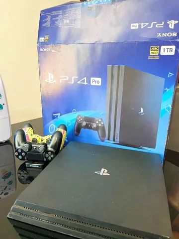 Playstation 4 (Ps4) PRO + 2 controles - Videogames - Morada da Serra,  Cuiabá 1260253885