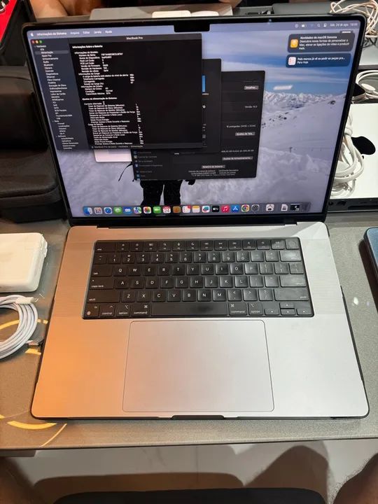 Macbook pro 16' 2021 m1 pro 16gb ram ssd 512gb