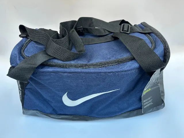 Bolsa Nike Training Brasilia Duffel 40 litros preto e azul - Foto 2