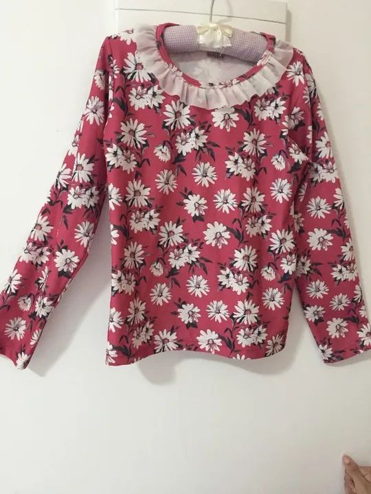 3 Blusas Tam. 10 _ Novíssima - Foto 2