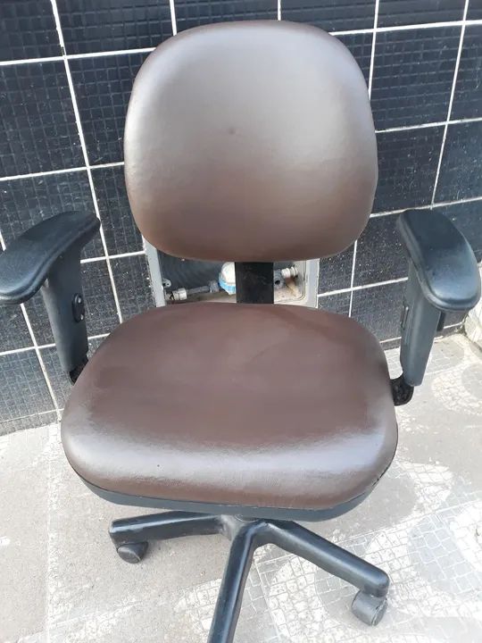 Reforma e venda cadeiras de escritório  - Foto 4
