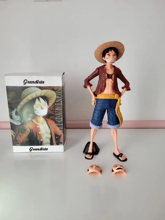 ActionFigure One Piece - Luffy 3 rostos.