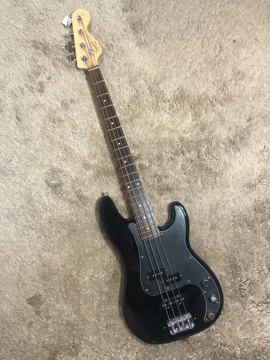 Baixo Squier Affinity Precision Preto 