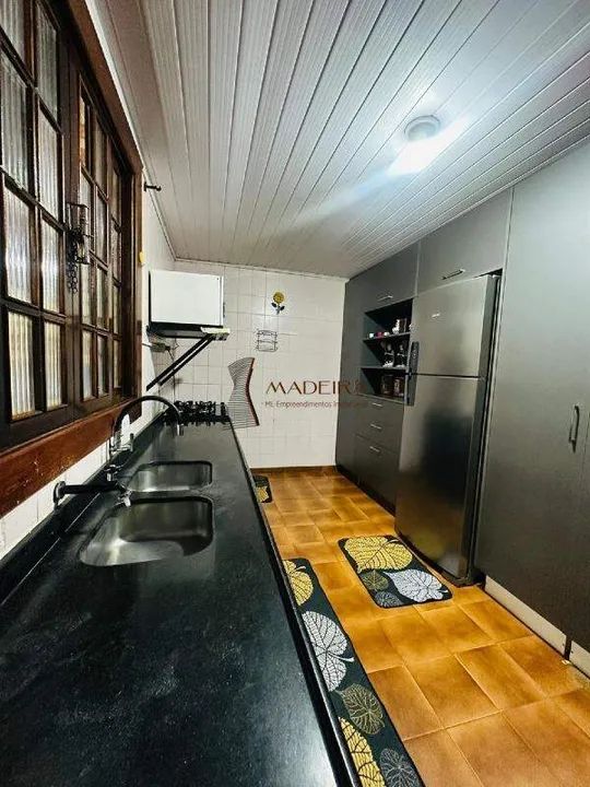 VENDE-SE LINDA CHÁCARA COM ACESSO EXCLUVISO AO RIO IVAI - Foto 5