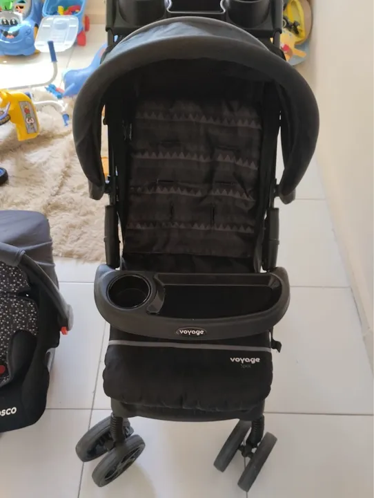 Carrinho de Bebê Voyage - Preto