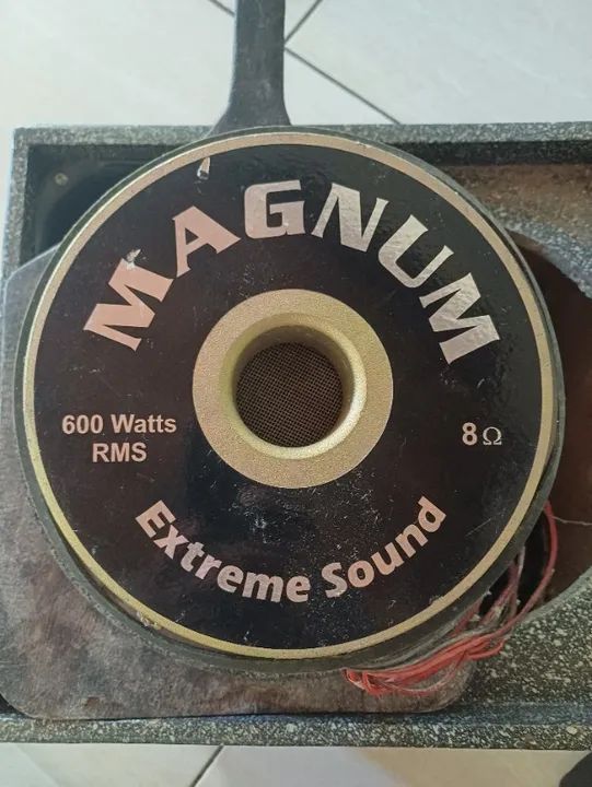 Caixa de Som de 900 watts de potência - Foto 4