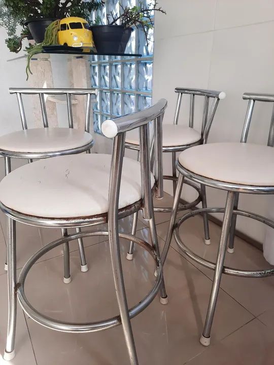 4 cadeiras banqueta - Foto 5
