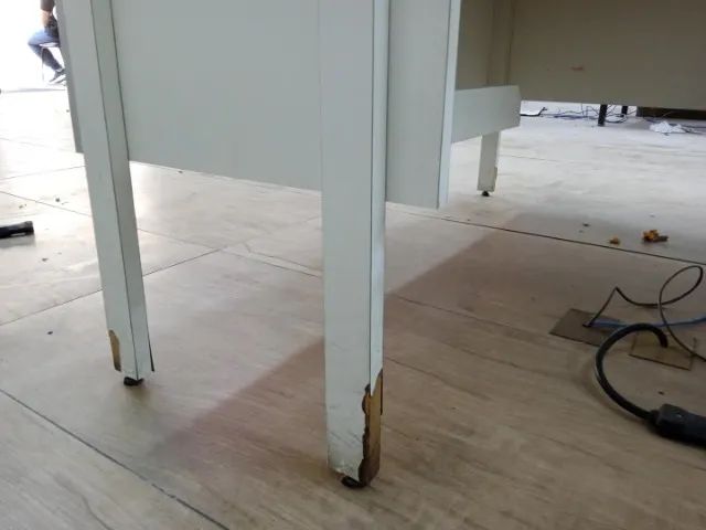 Mesa de escritório em L c/ 3 gavetas 1 prancha de correr e suporte p/ cpu em MDF Branco - Foto 6