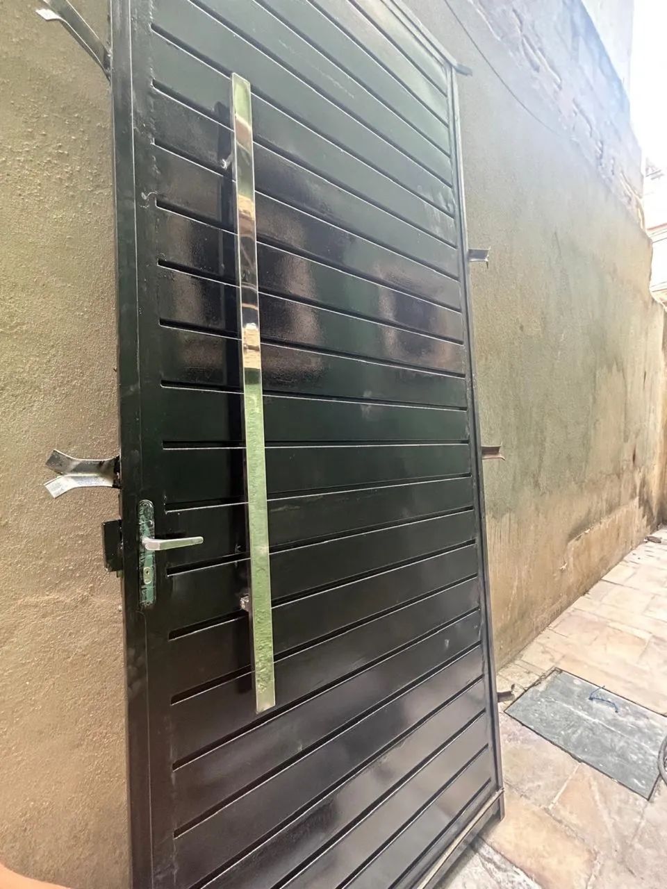 Iron gate64330444226435120