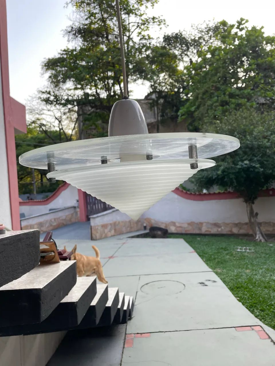 Luminária moderna em acrílico e vidro - Foto 2