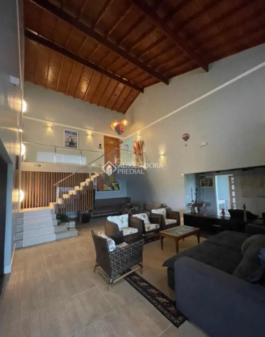 CASA EM CONDOMÍNIO - REPRESA DA SERRA - VARGEM