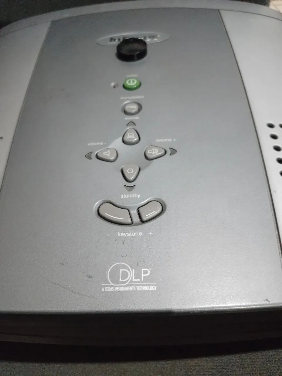 Projetor DLP - precisa de reparo, so acende o stand bay.