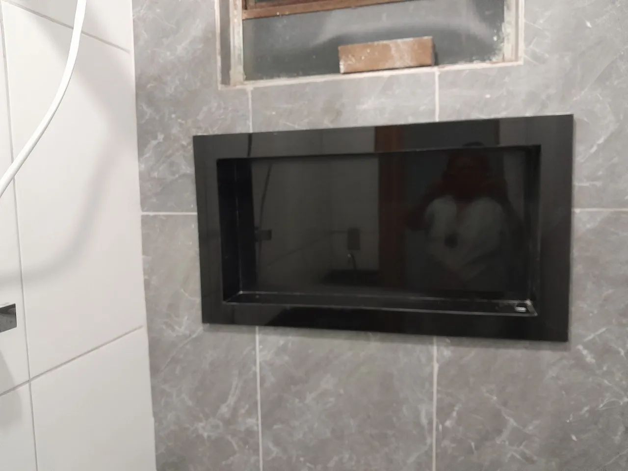 Nicho para banheiro em porcelanato preto absoluto 