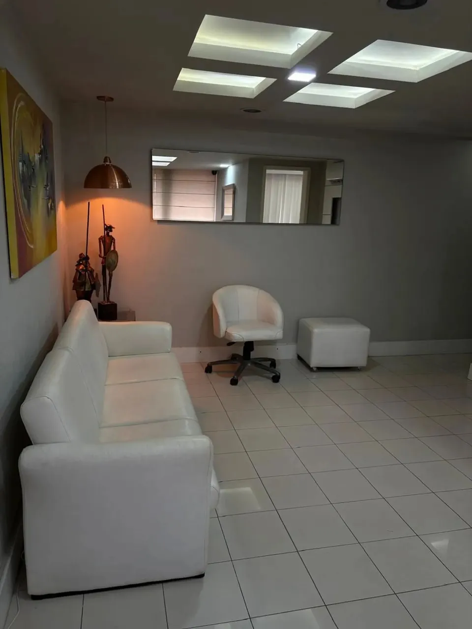Sala/Conjunto para aluguel tem 107 metros quadrados