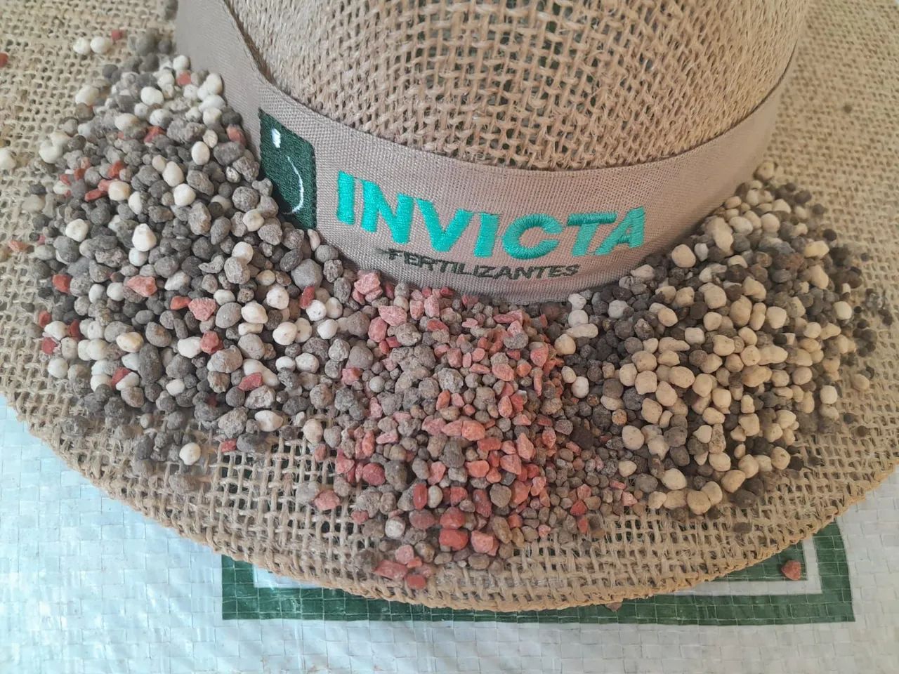 Adubo Granulado Invicta - Alta Qualidade