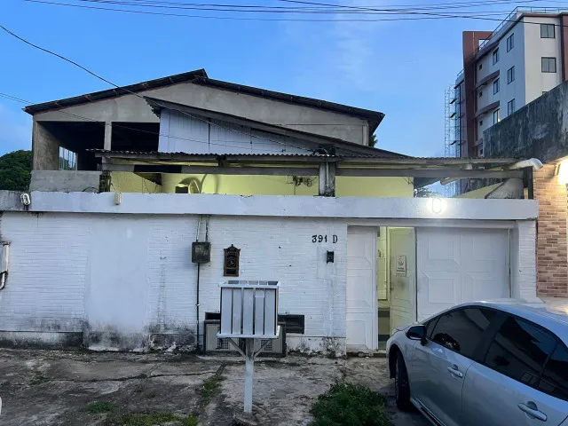 Alugo casa para ponto comercial na melhor localidade de Macapá.