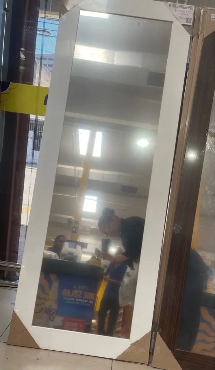 Espelho corpo inteiro novo na caixa