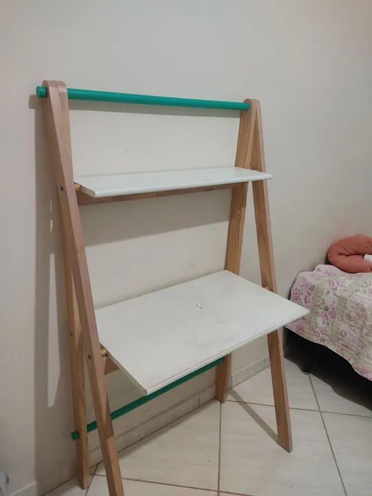 Escrivaninha madeira  - Foto 3