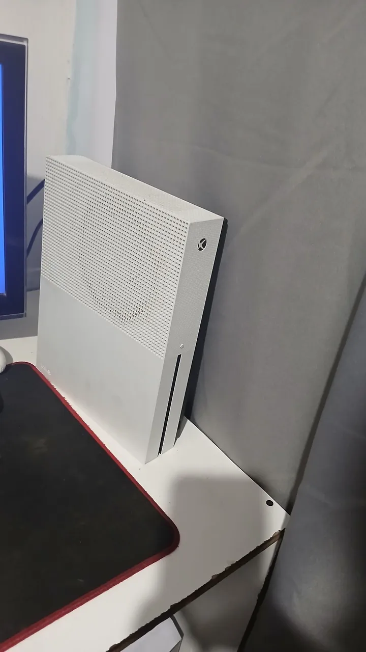 Xbox One S parou de funcionar do nada
