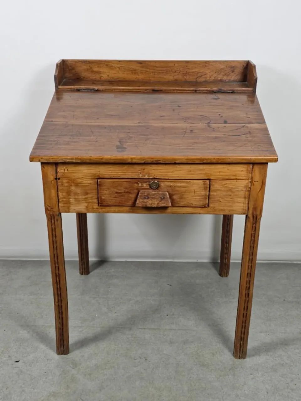 Mesa de Desenho rustica Década de 70 em madeira nobre maciça - Foto 2