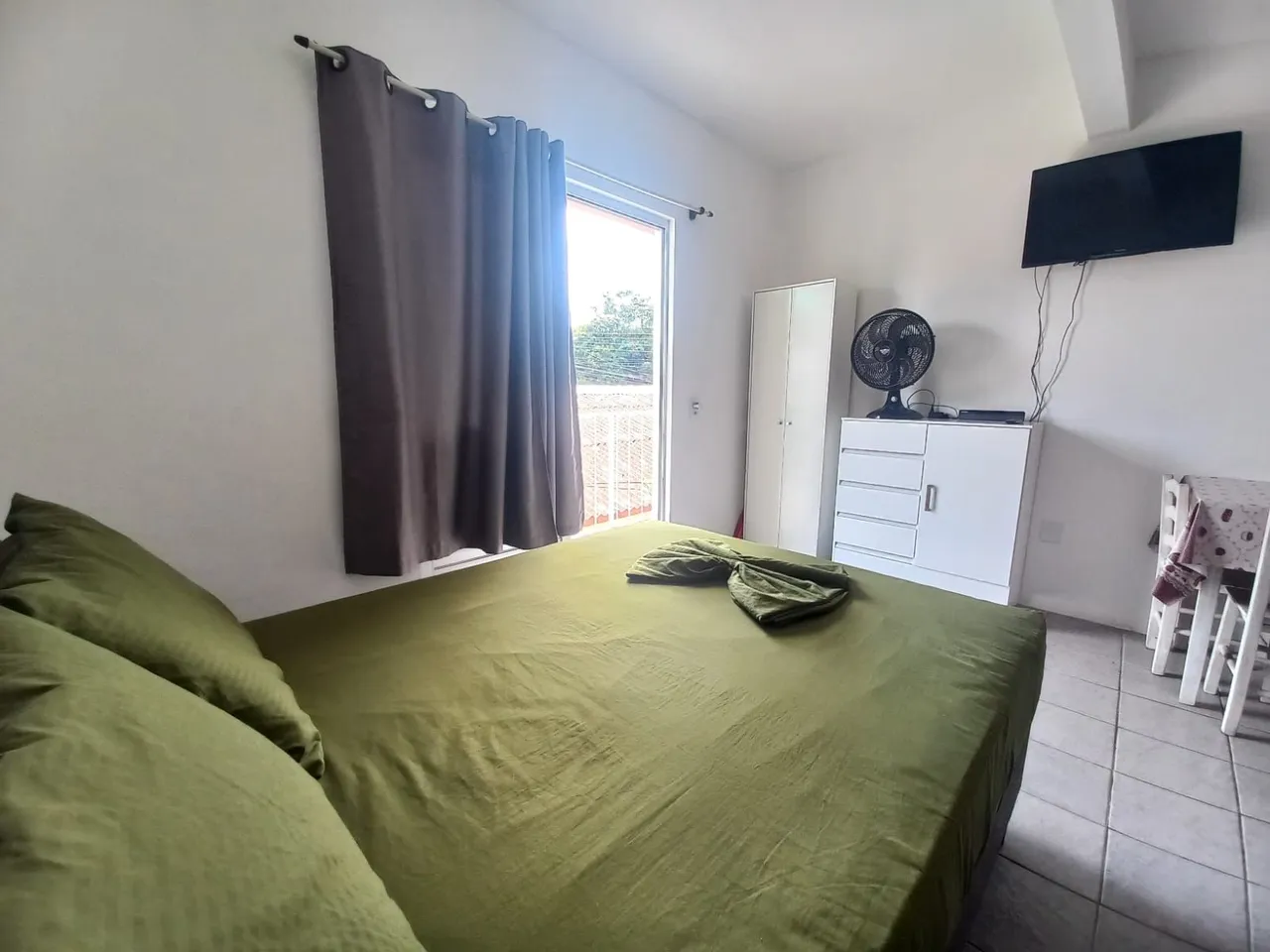 Kitnet 1 dorm, 300m do mar dos Ingleses, Florianópolis, SC. COD804