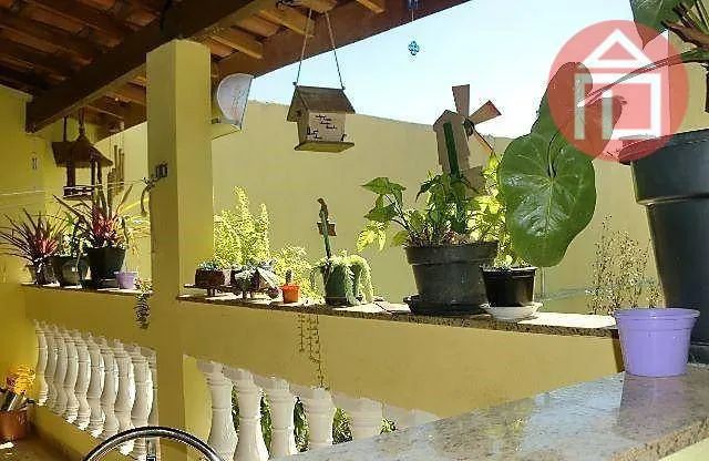Casa com 3 dormitórios à venda, 200 m² por R$ 650.000,00 - Residencial Hípica Jaguari - Br