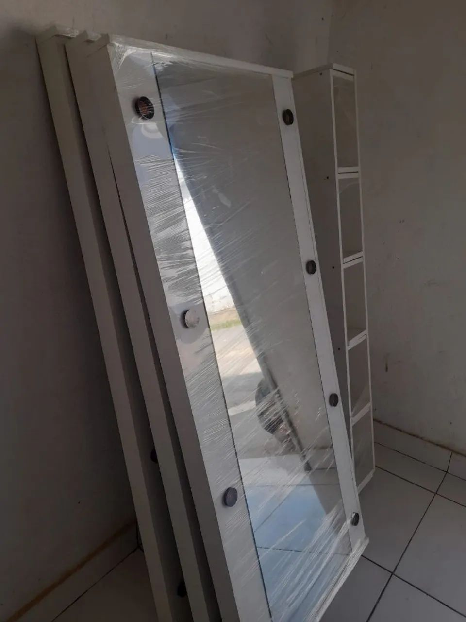 Espelho com iluminação para maquiagem - Foto 3