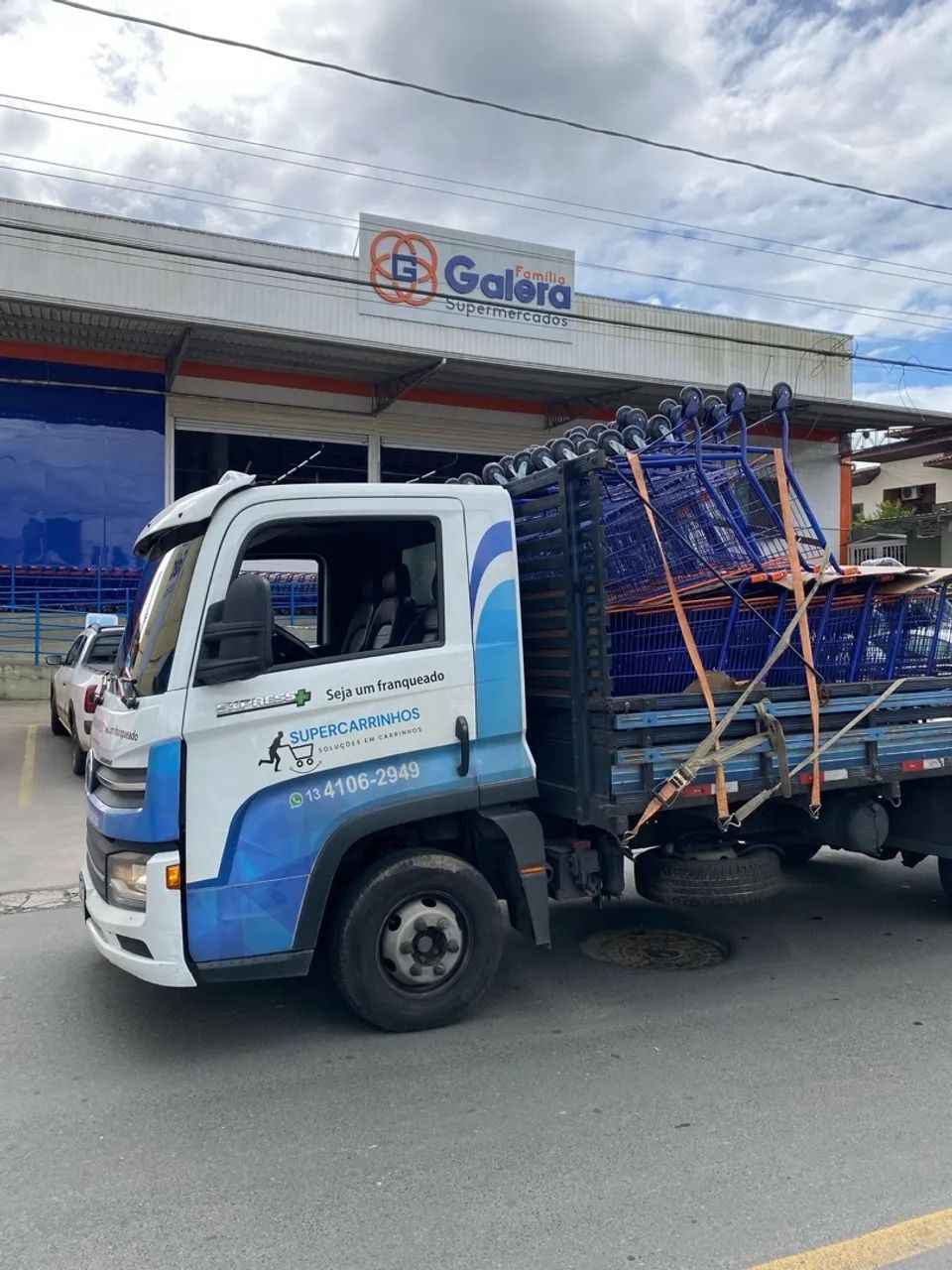 Vaga para AJUDANTE DE PRODUÇÃO 
