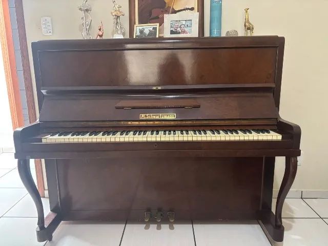 Piano M. Schwartzmann