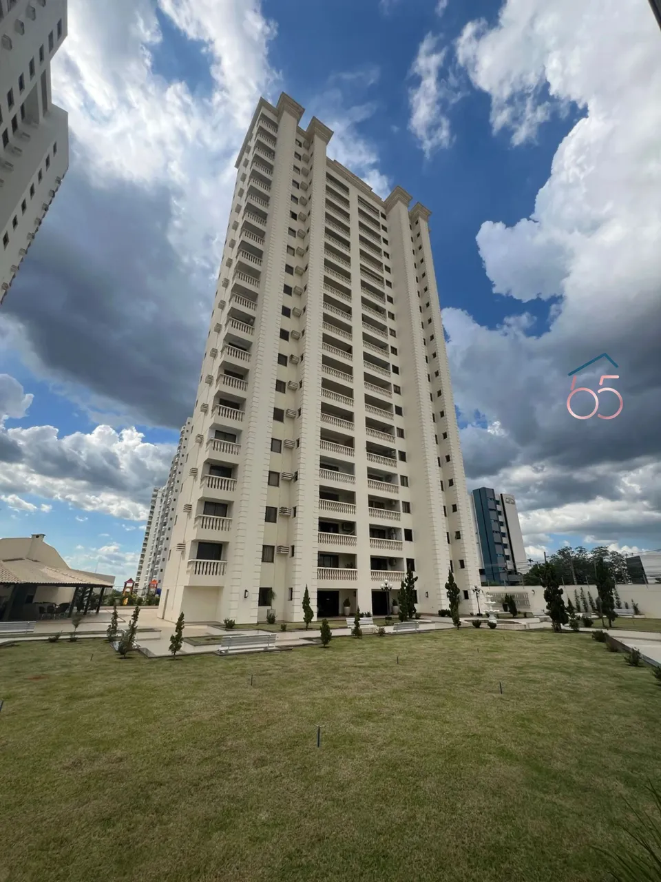 Edifício Maison France Á VENDA